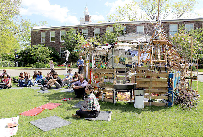 artist alumna Jill Sigman ’85 constructed the Living Room