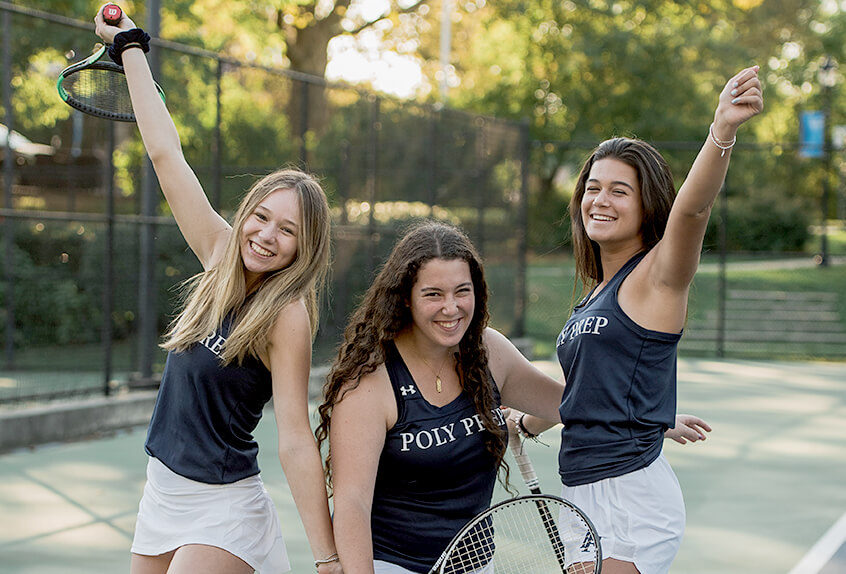 girls tennis 3 girls smiling