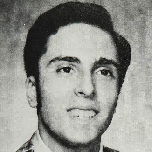 Kenneth Simurro '75