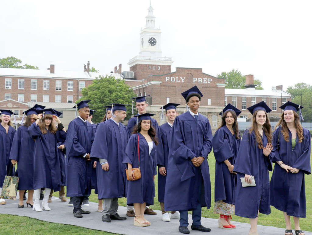 Commencement 2021 procession