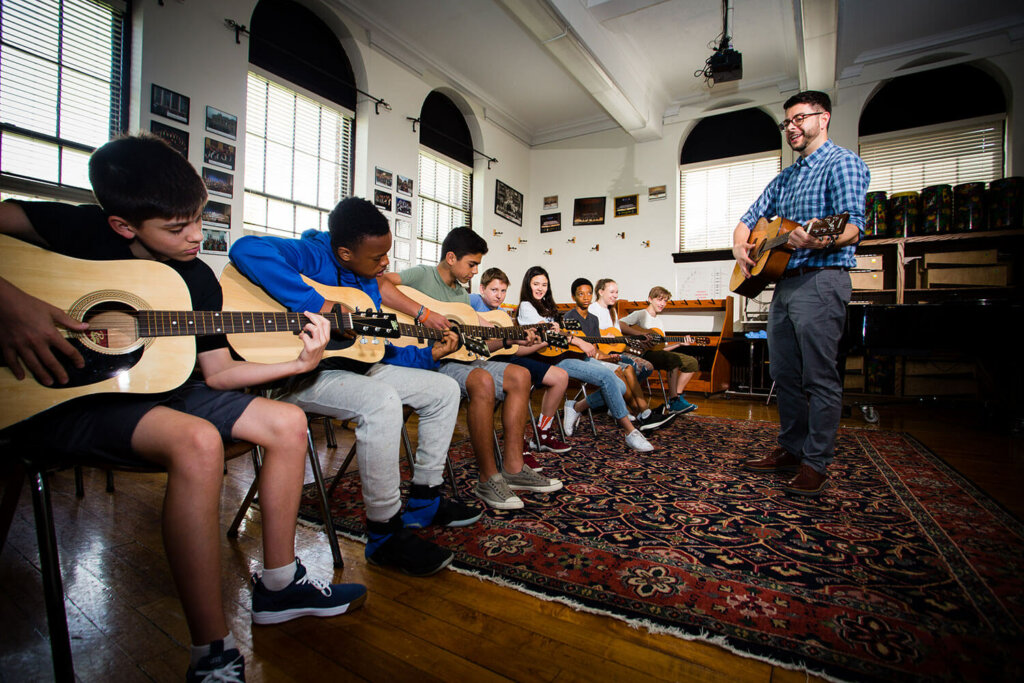 Dan Doughty middle school guitar class