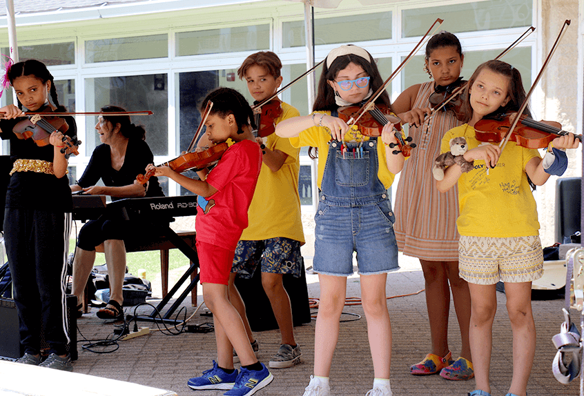 Summer Performing Arts Violinists