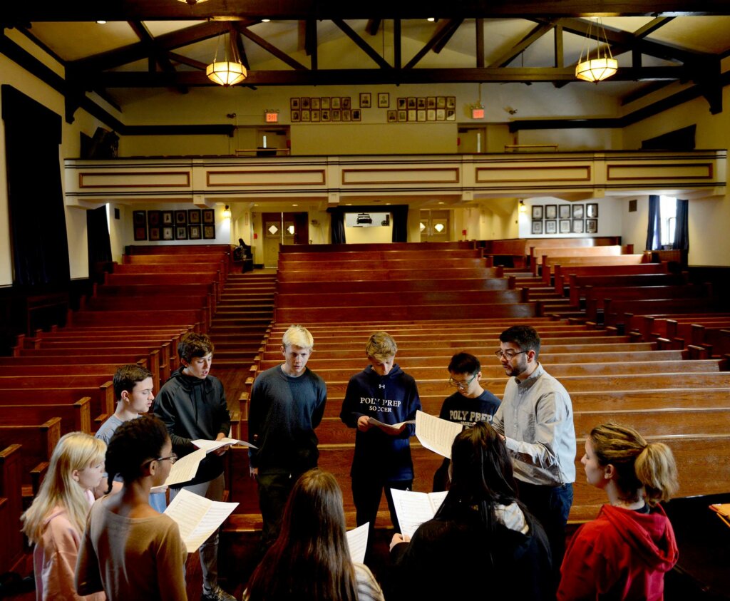 Dan Doughty teaching in Chapel