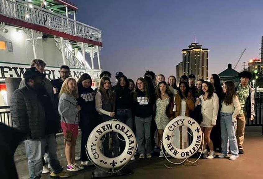 Riverboat group shot NOLA