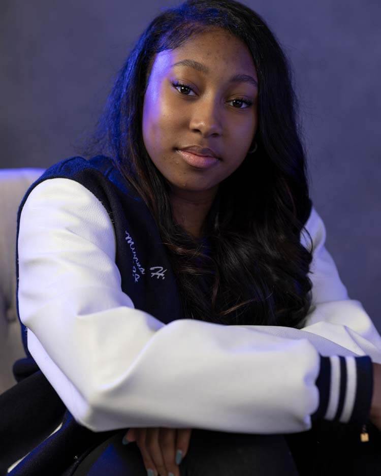 Miyana Holden '24